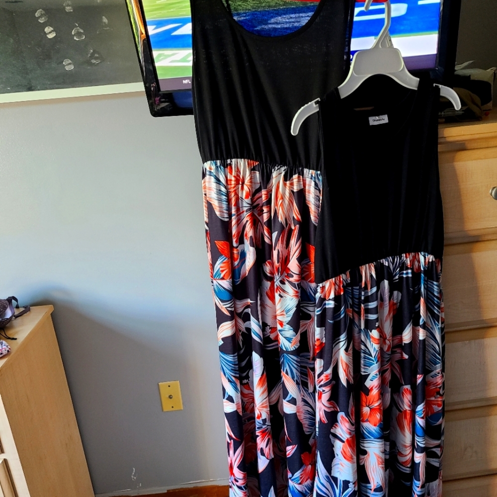 Mom and daughter matching dresses